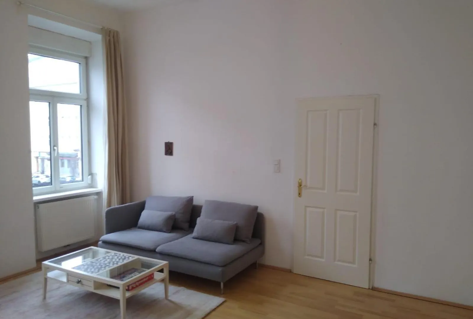 Apartment With 2 Bedrooms And A Small Living Room Vídeň Rakousko